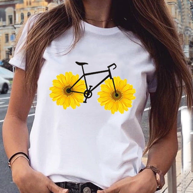 Women Graphic Star Printed Cute summer Fashion Top Authentic Shape