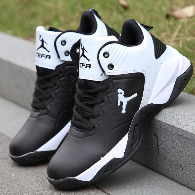 Brand Professional Men&#39;s Basketball Shoes Basketball Sneakers Anti-skid High-top Couple Breathable Man Basketball Boots Authentic Shape